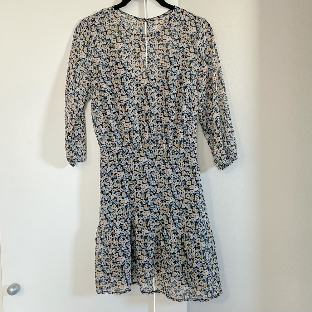 Abercrombie and Fitch Dress size xs floral​​​​​​​​